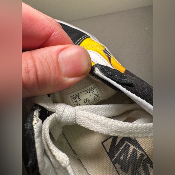 Mens Vans Flame Sneakers Shoes NWOB - Picture 7 of 7